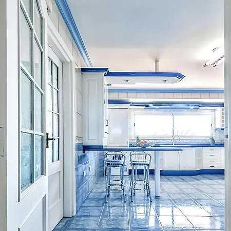 Raquel With Private Pool And Sea View Villa *
